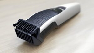 Philips Beardtrimmer Serie 3000: Tu aliado perfecto para un afeitado preciso 12 BEARDTRIMMER 12